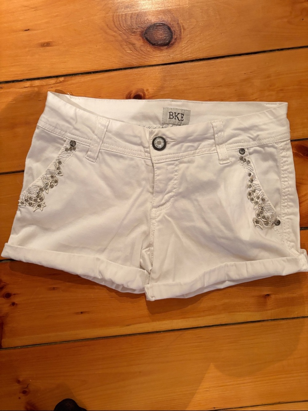 BKE White Women's Embroidered Cuffed Jean Shorts